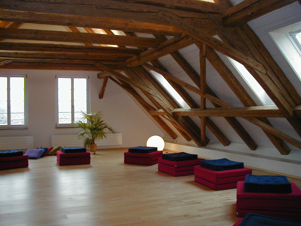 Der helle Seminarraum des früheren Institut APK unter dem Dach